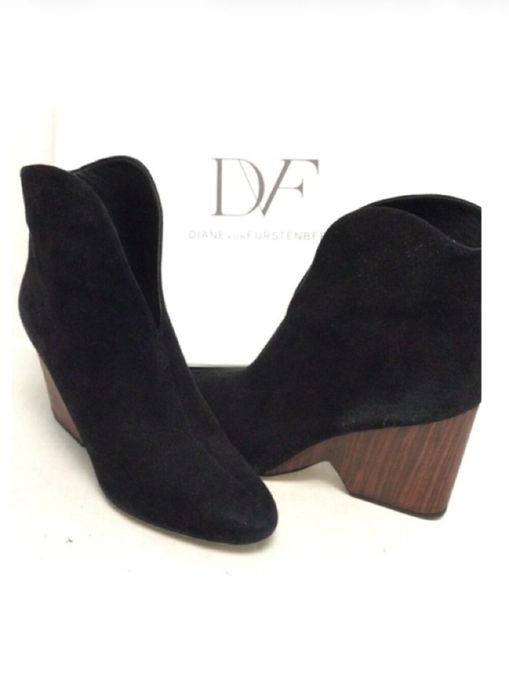 Diane von Furstenberg Black Suede Ankle Booties w/ Stacked Wood Heel – Size 6